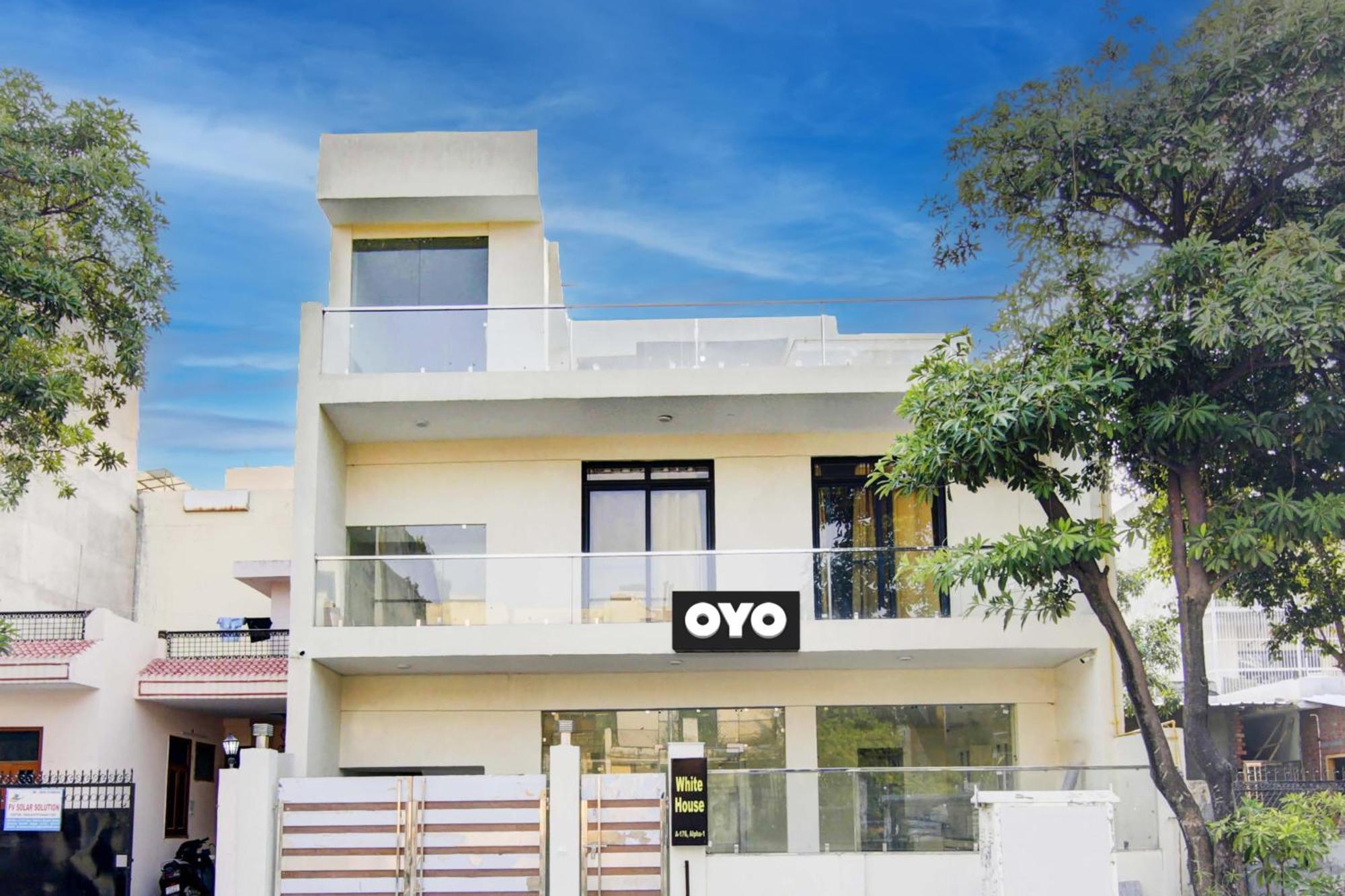 Oyo White House Hotel Noida Exterior foto